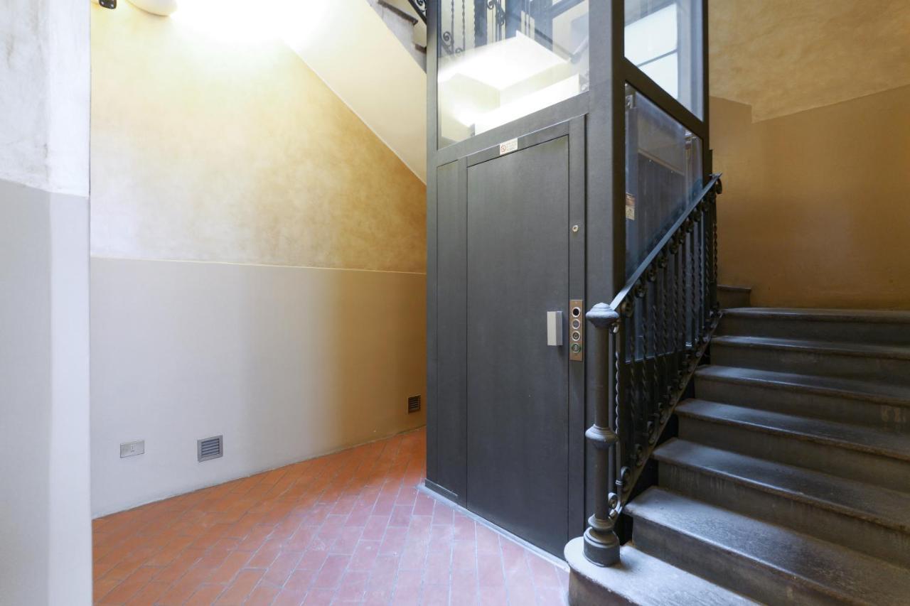Elegant Terrace Suite Milano Exterior foto